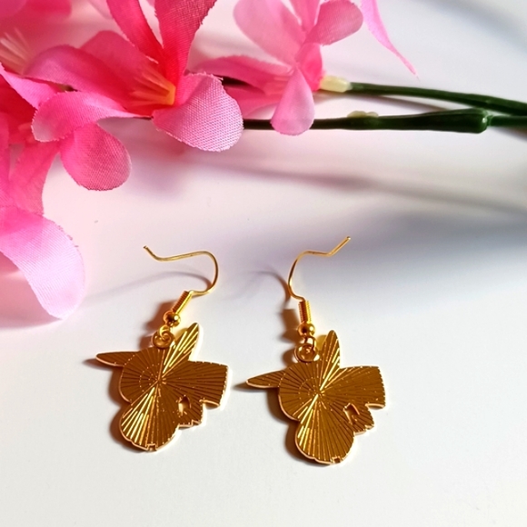 Cute Pokémon Pikachu Oil Painted Handmade Earrings - Picture 3 of 4